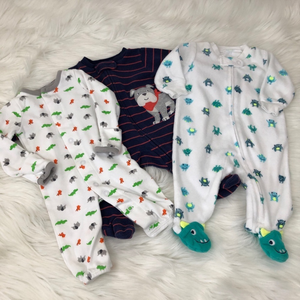 Carter’s Newborn Sleepers Zipper Front bundle